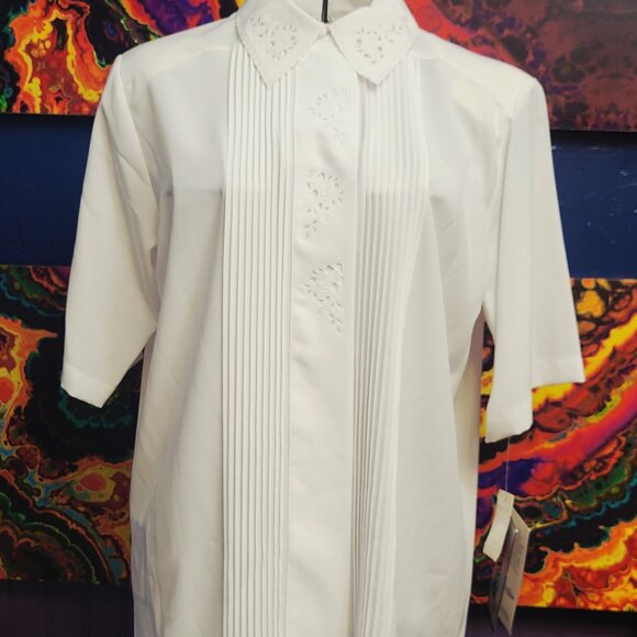 Yves St Clair ~ Sz 10 ~ Vintage Short Sleeve ~ Button Up Blouse ~ NWT - Picture 3 of 12